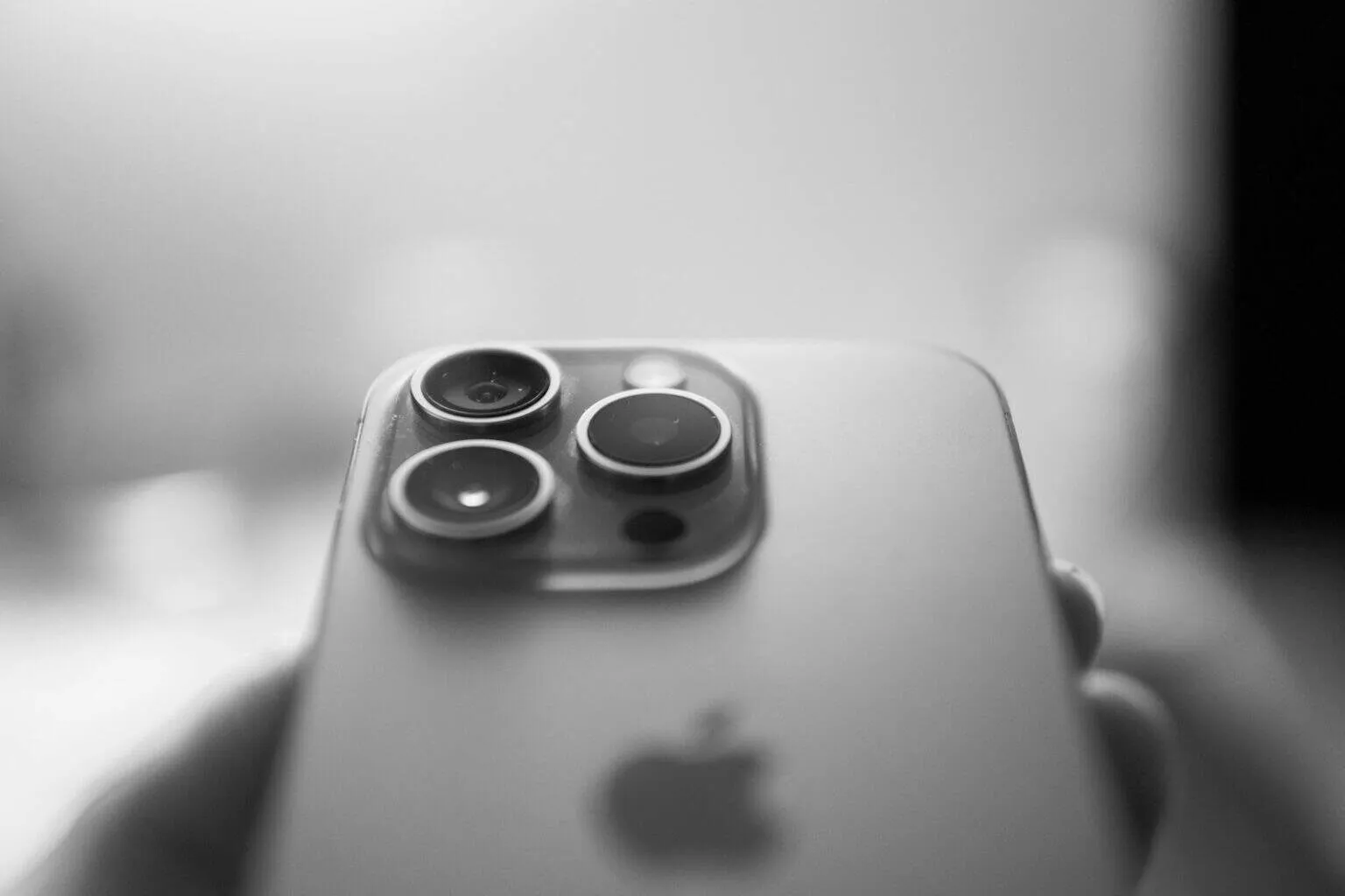 iPhone 17