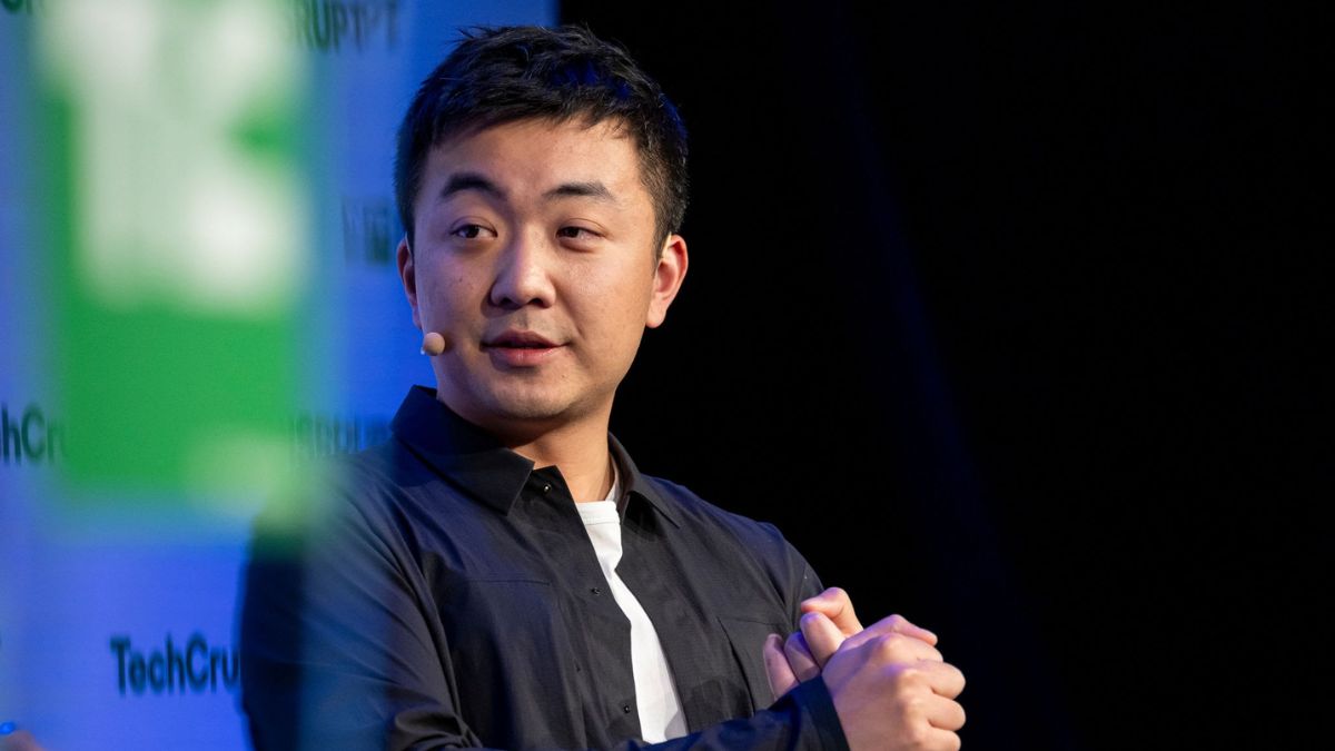 Nothing CEO Carl Pei Predicts AI-Powered OS Will Replace Apps in 7–10 Years